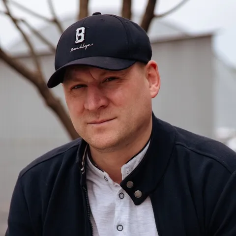 Роман Надым