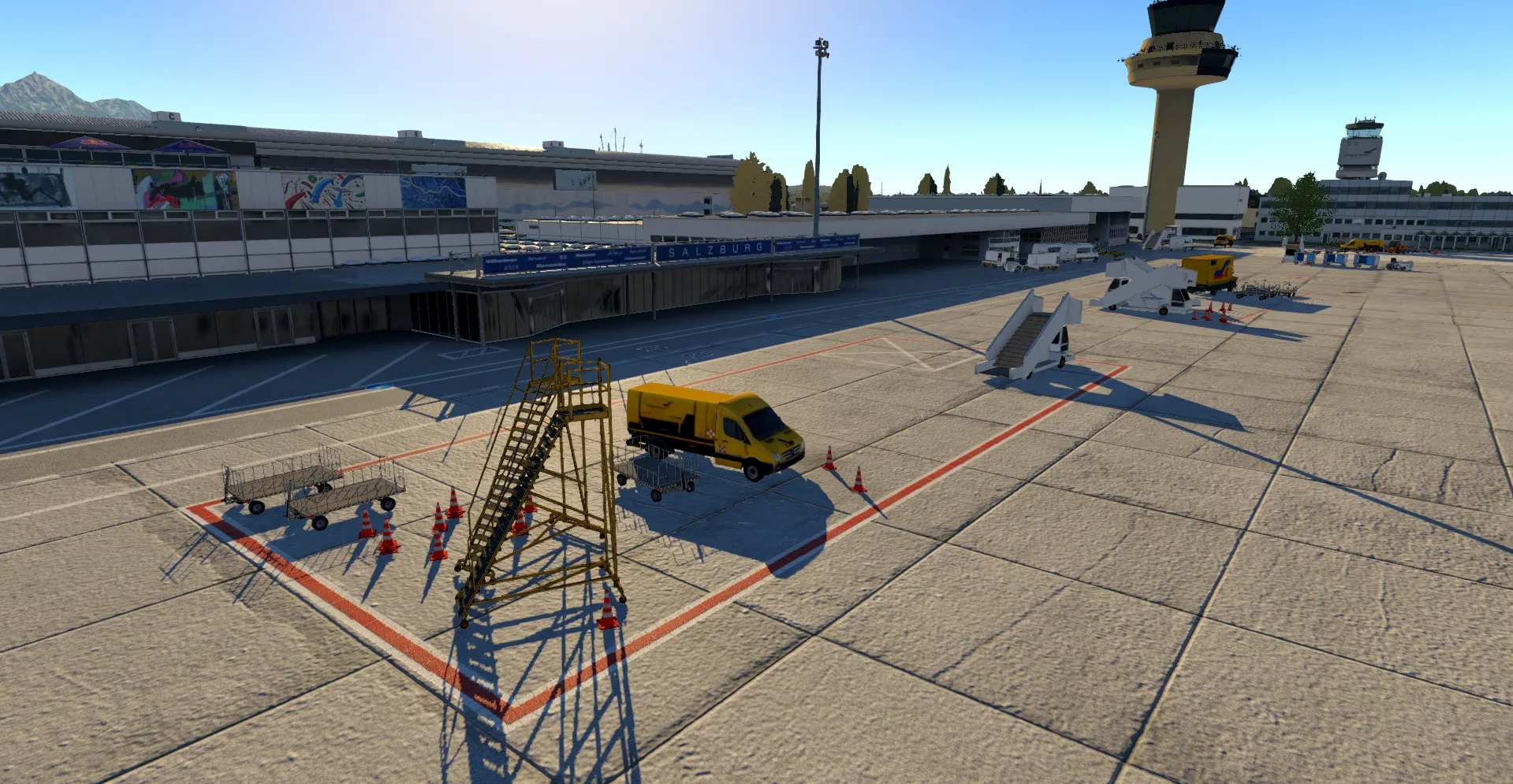 Аэропорт LOWS ( Зальцбург, Австрия )