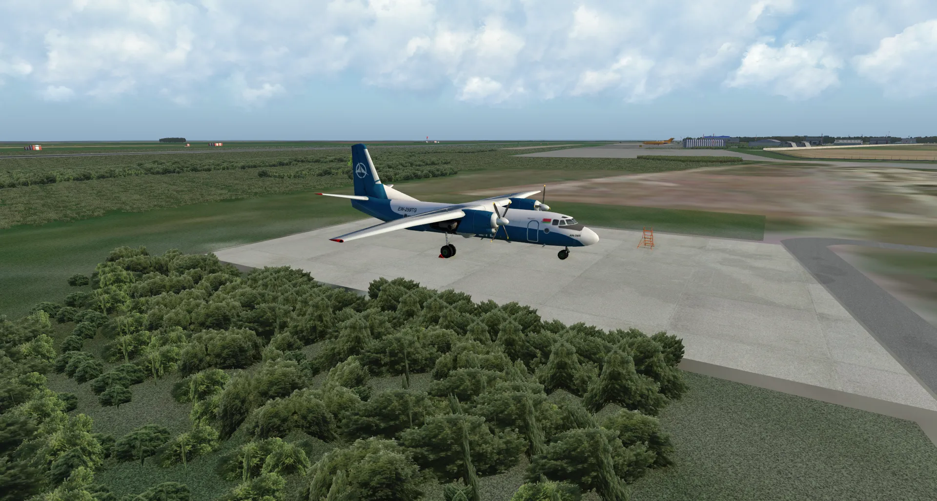 Аэропорт UMGG ( Гомель, Беларусь )