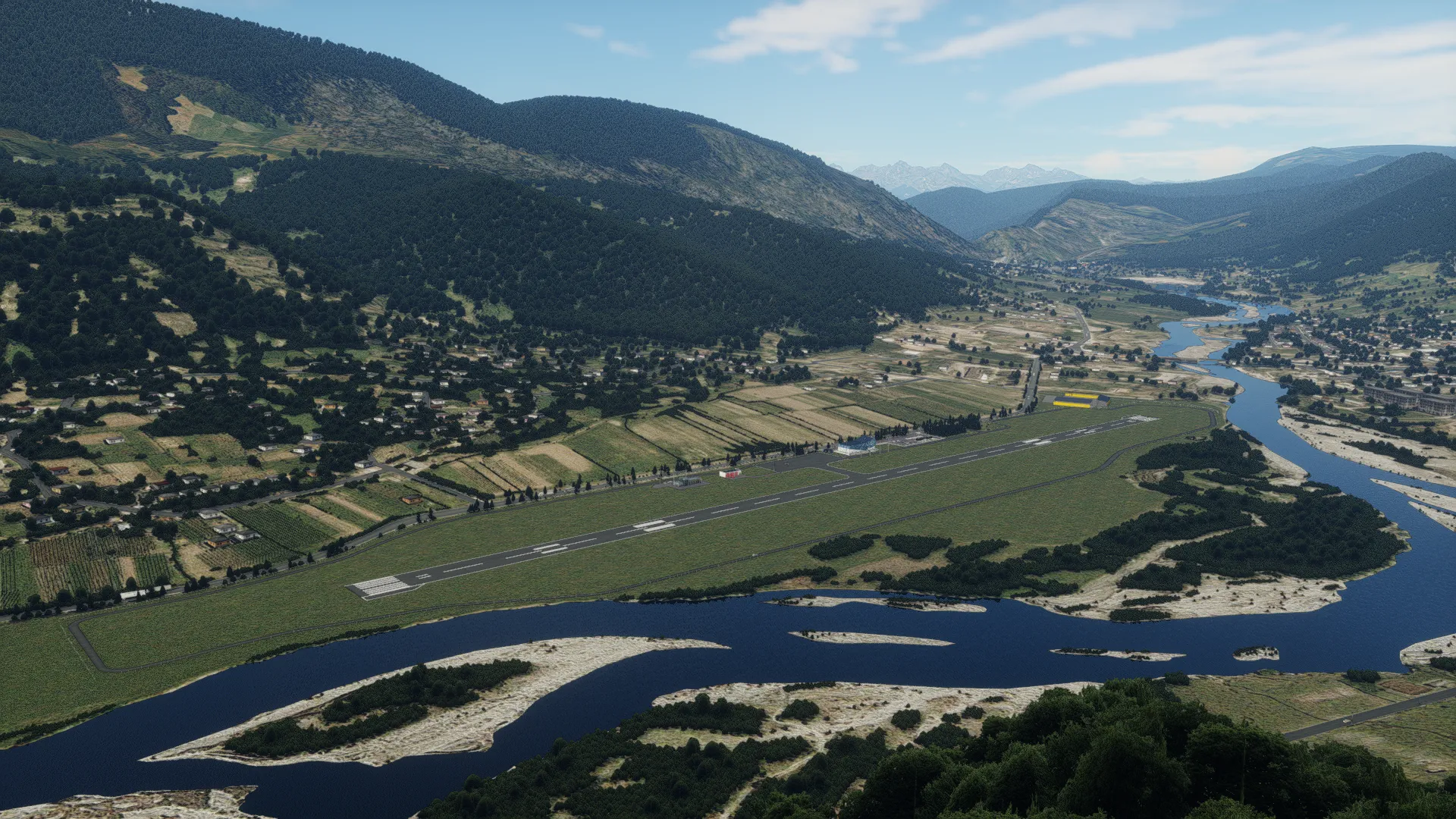 Аэропорт UGAM ( Амбролаури, Грузия )