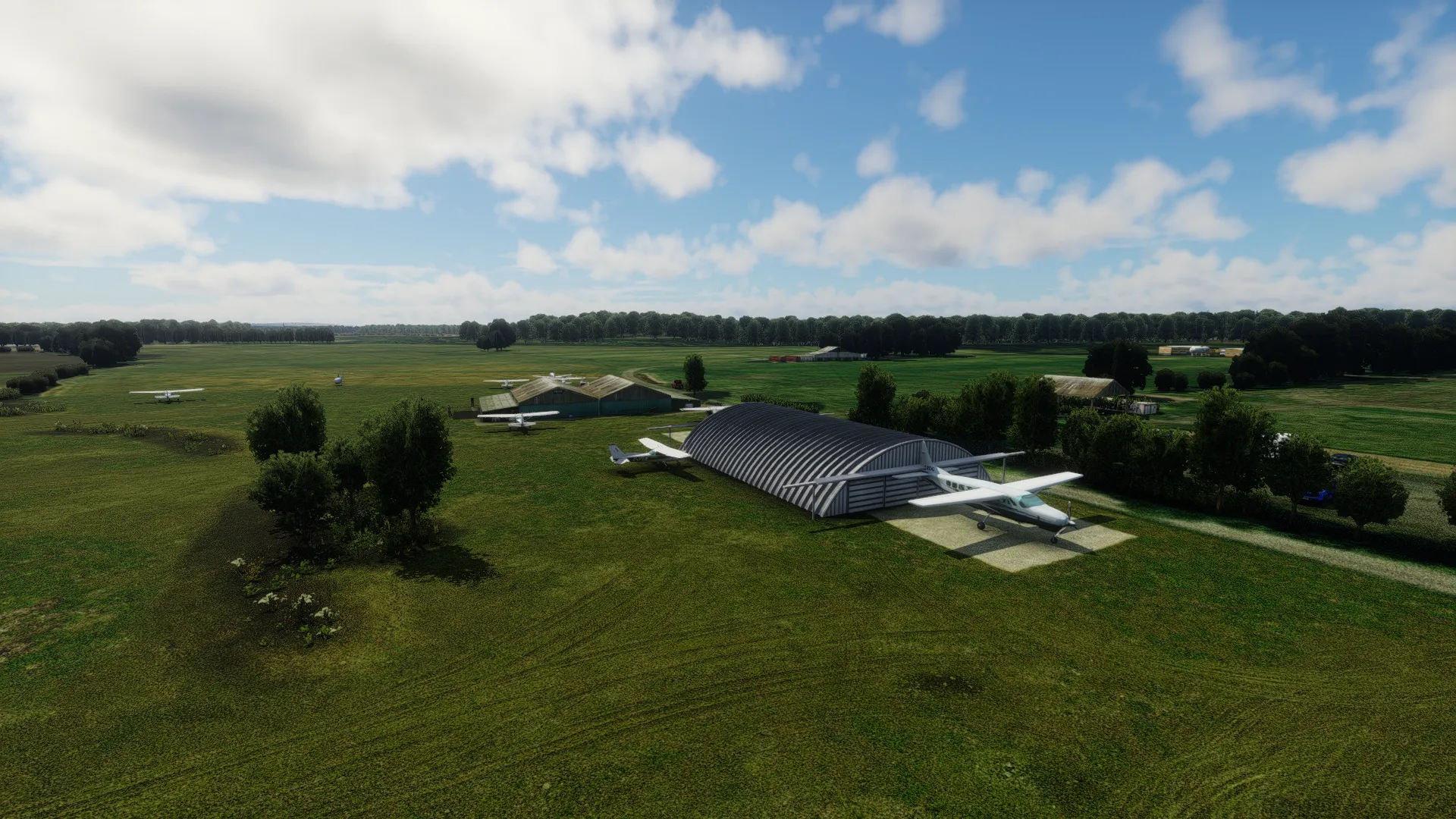 Аэродром EGML ( Апминстер, Великобритания )