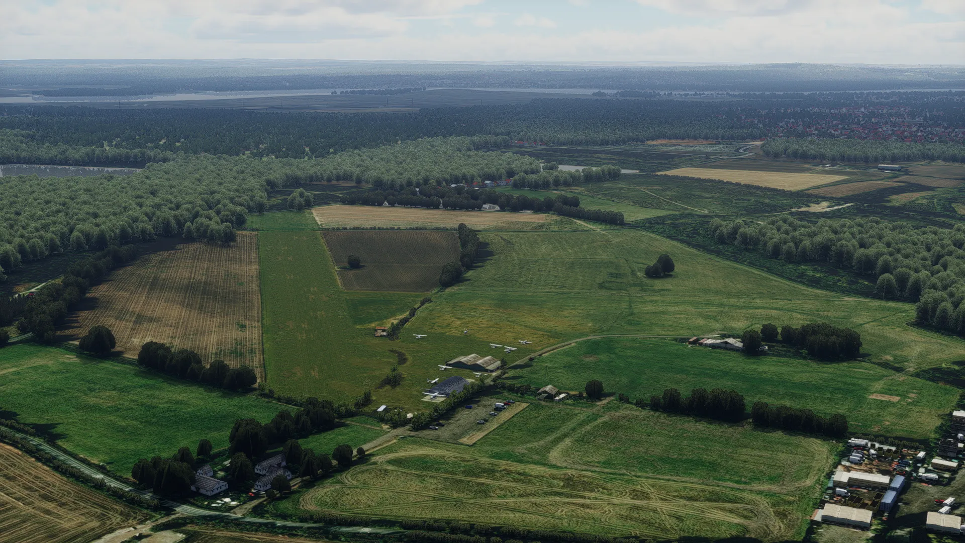 Аэродром EGML ( Апминстер, Великобритания )