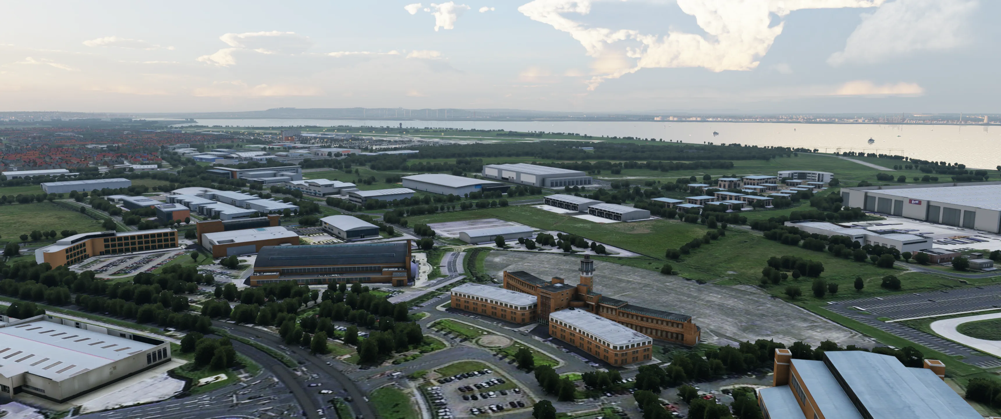 Аэропорт EGGP ( Ливерпуль, Великобритания ) + город