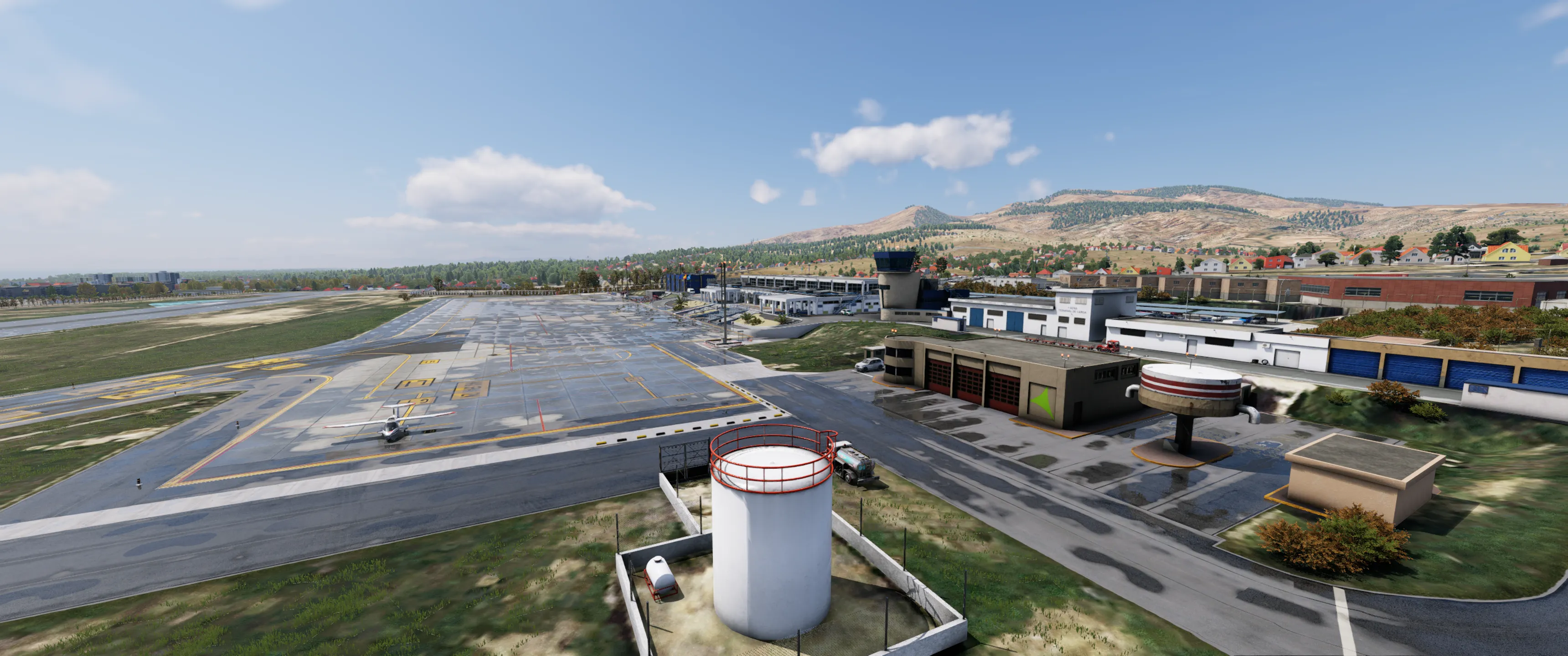 Аэропорт GEML ( Мелилья, Испания )