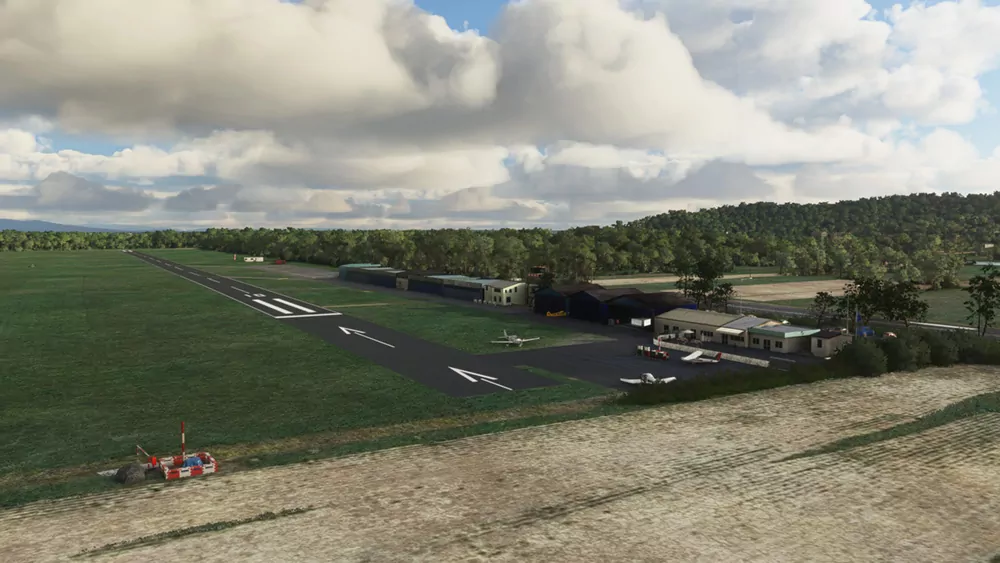 Аэропорт LIQL ( Лукка, Италия )