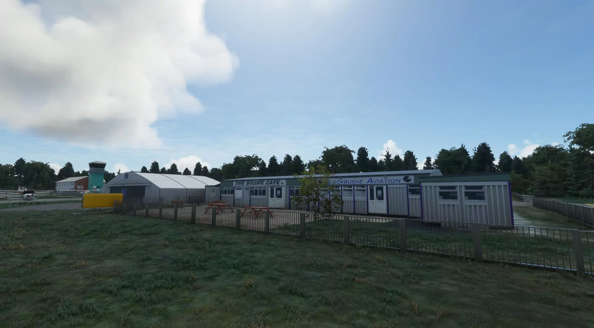 Аэропорт EGLK ( Блэкбуш, Великобритания )