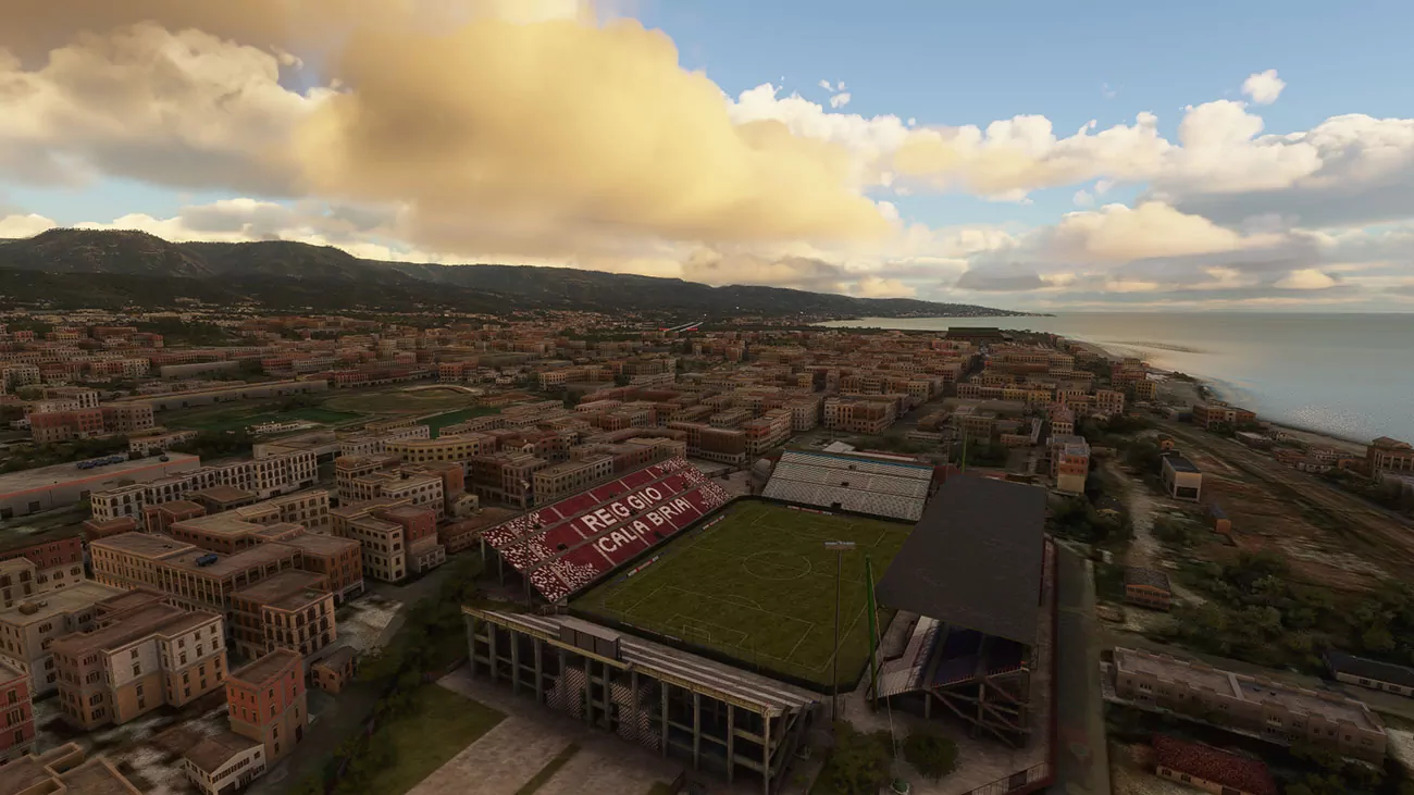 Аэропорт LICR ( Калабрия, Италия )