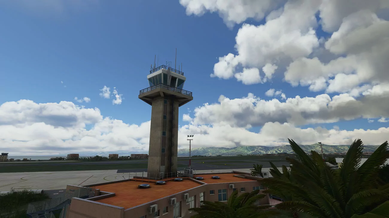 Аэропорт LICR ( Калабрия, Италия )