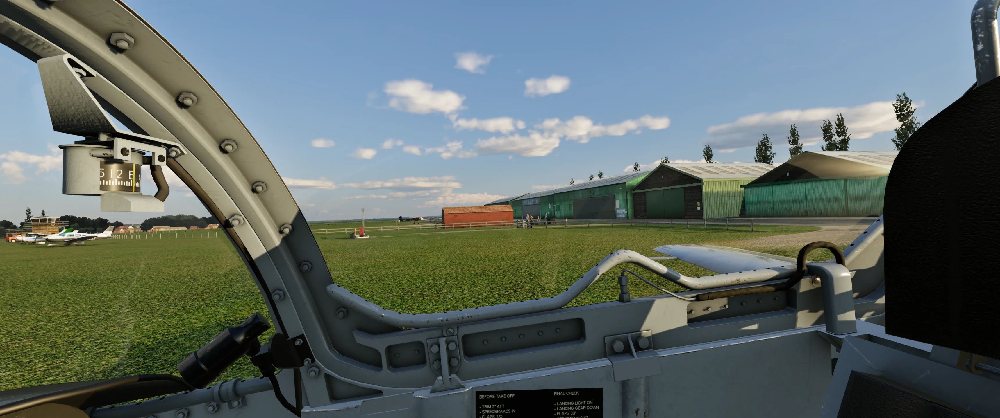 Аэродром EGTH ( Бедфорд, Великобритания )