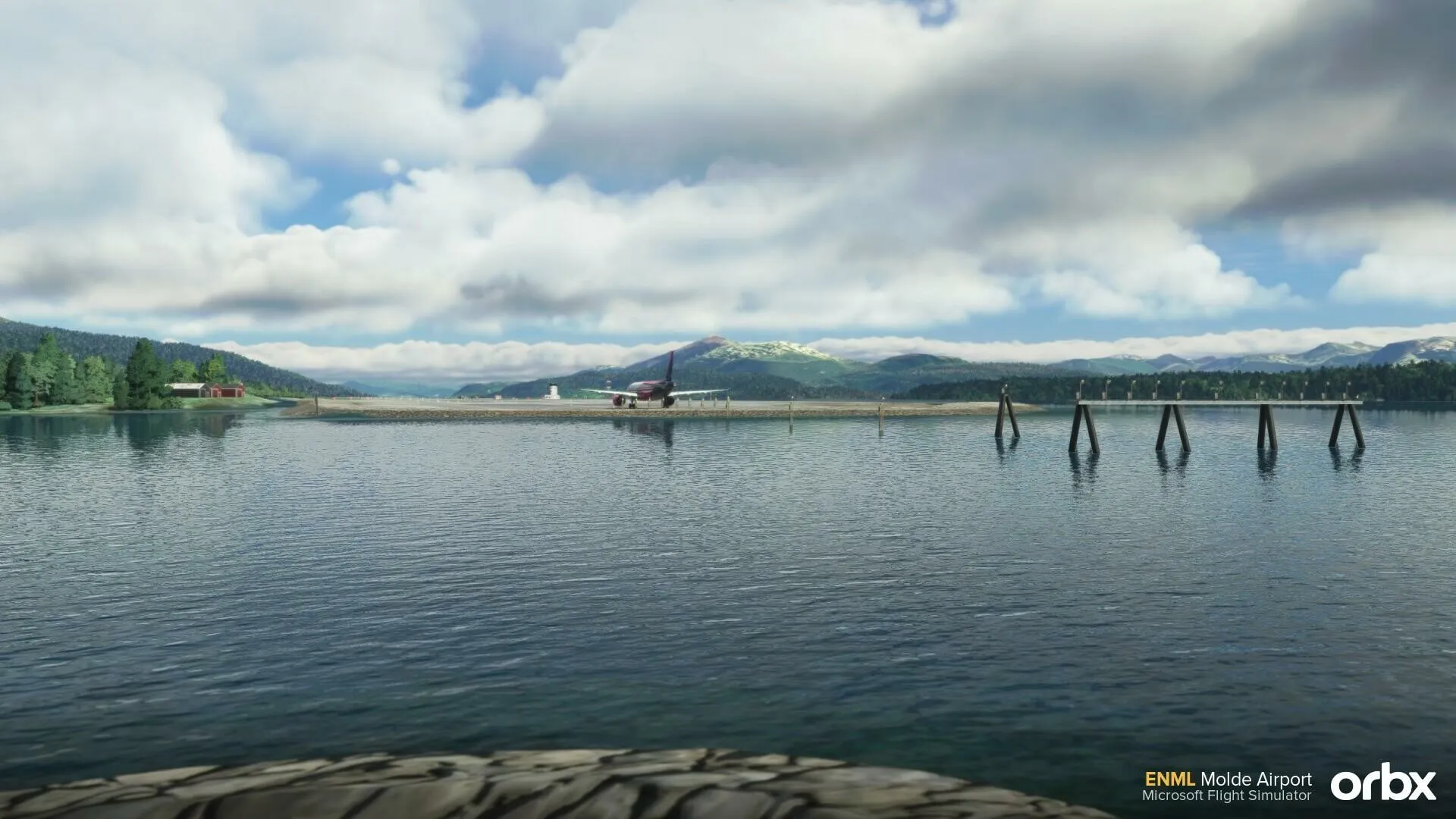 Аэропорт ENML ( Молде, Норвегия )