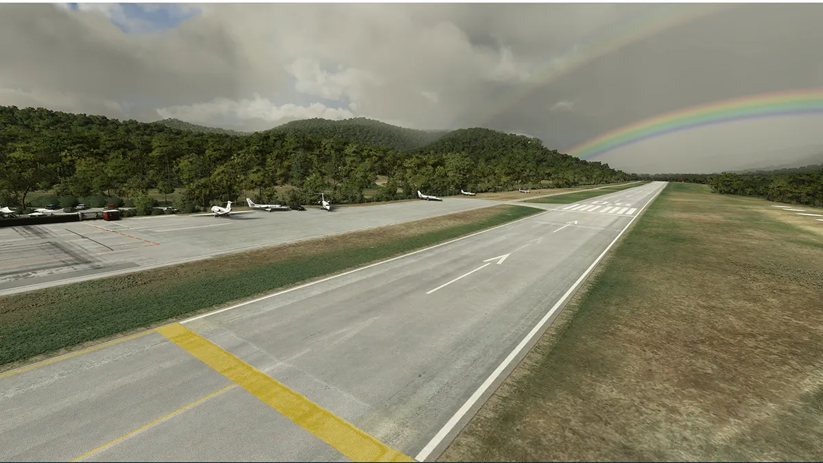 Аэропорт LFTZ ( Ла Моль, Франция )