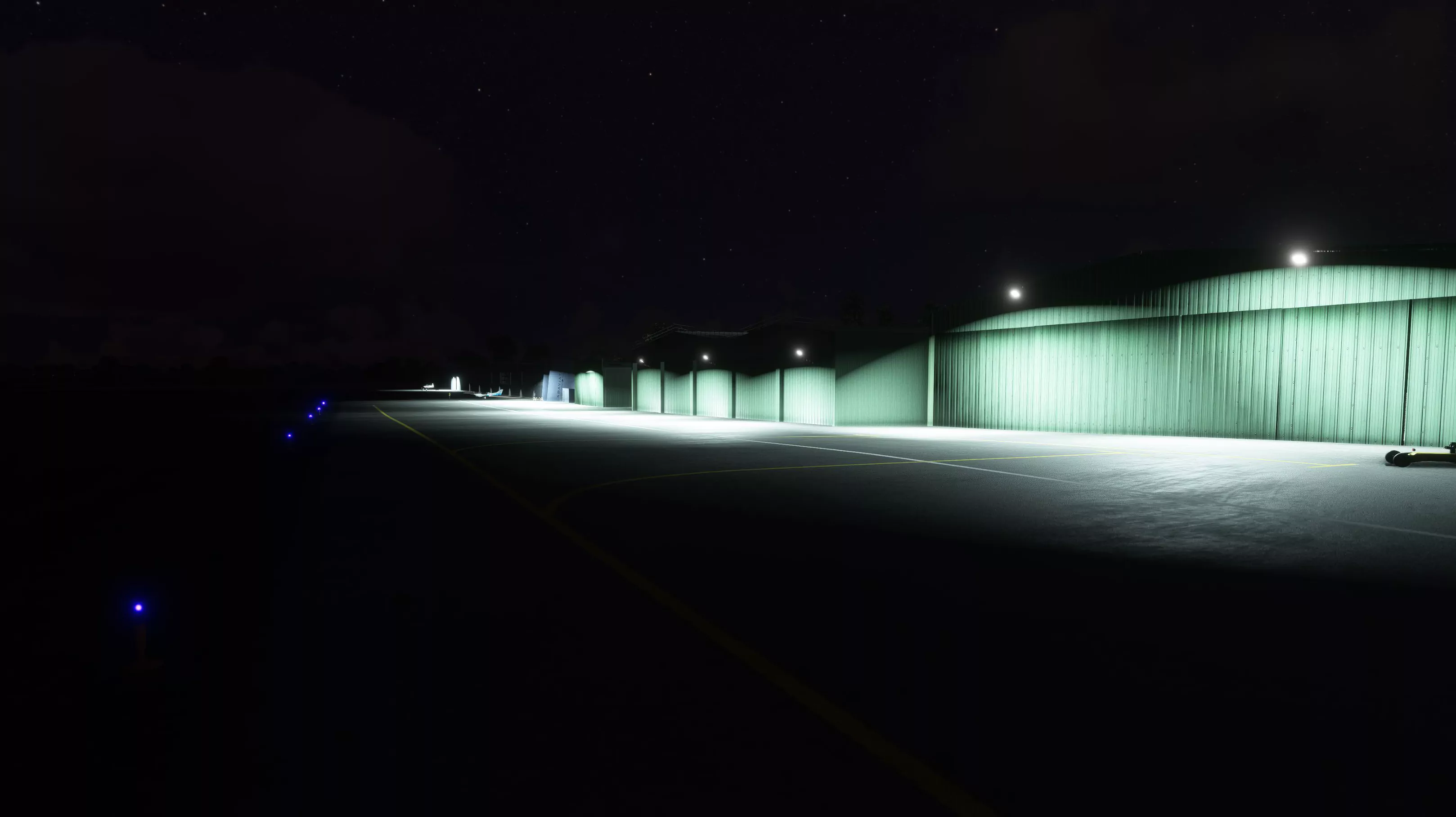 Аэропорт LFRI ( Лез Ажонк, Франция )