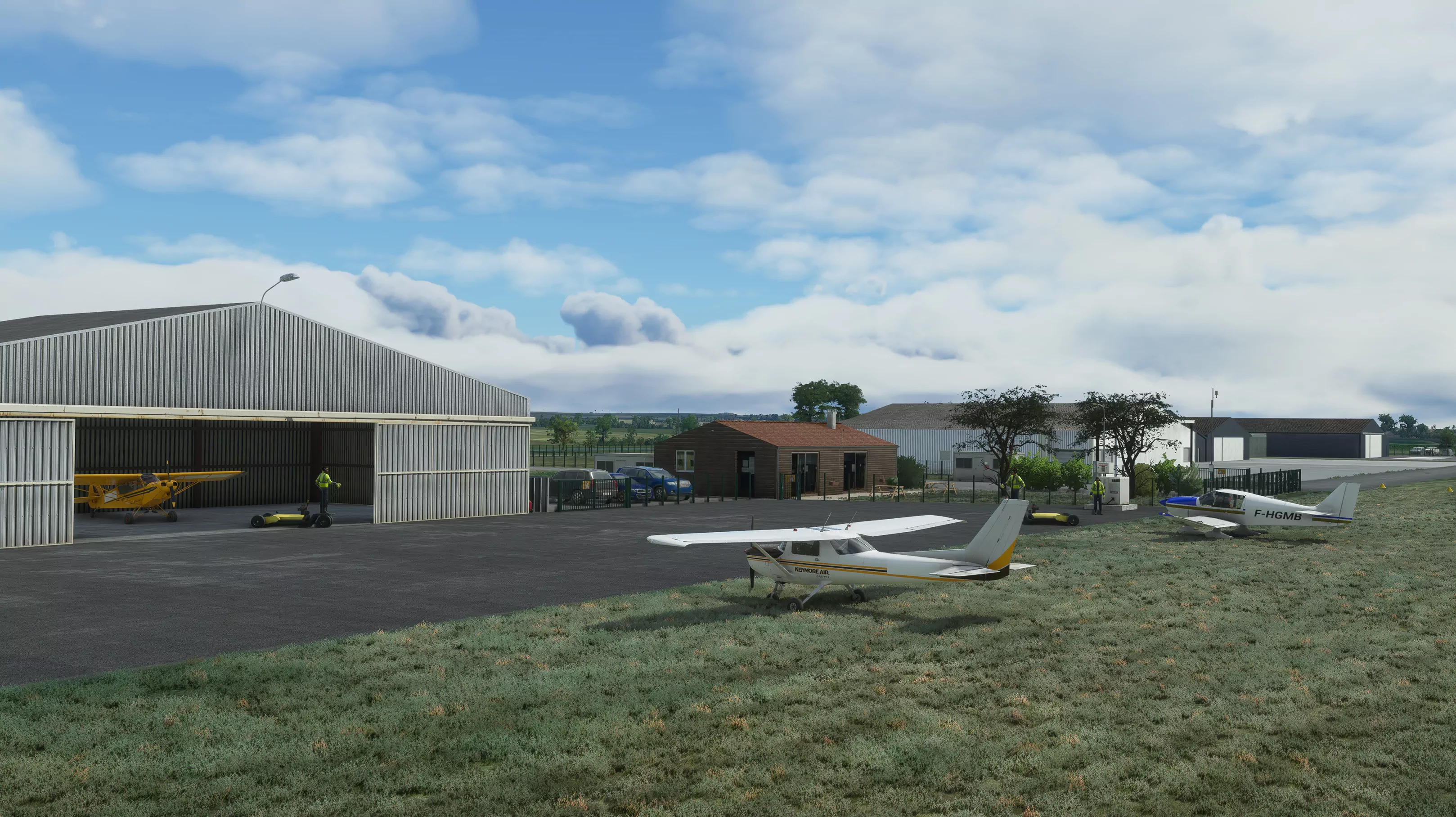 Аэропорт LFFK ( Фонтене-ле-Конт, Франция )