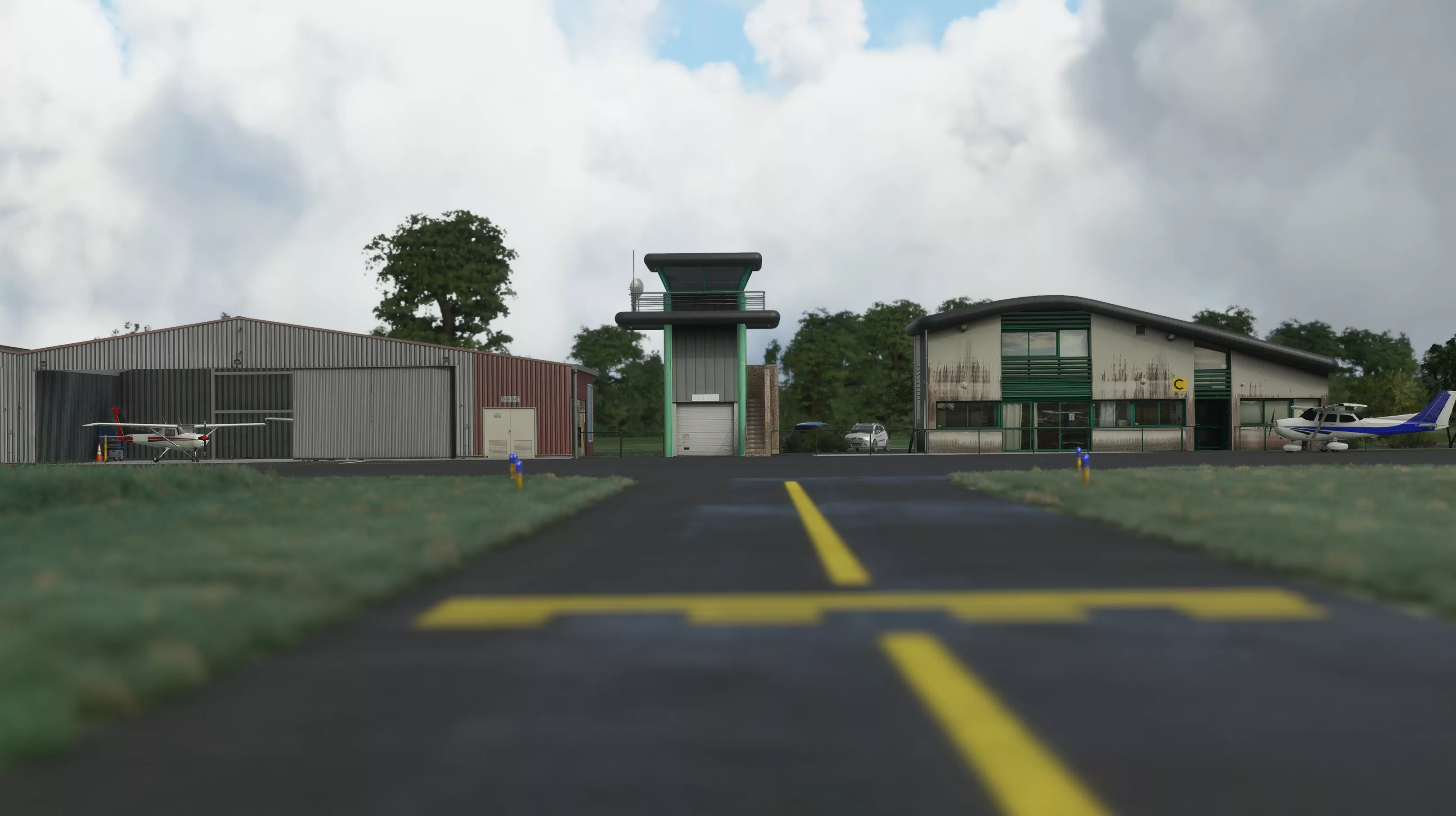 Аэродром LFJB ( Молеон, Франция )