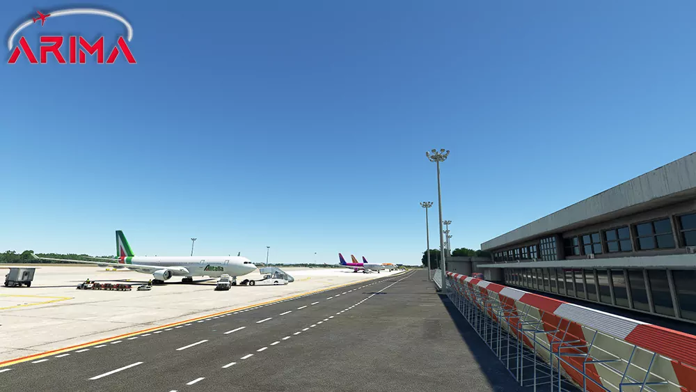 Аэропорт LIBD ( Бари, Италия )