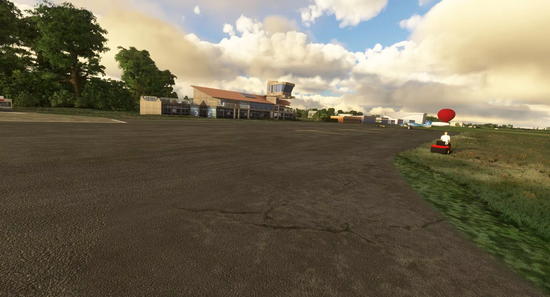 Аэродром LFHY ( Мулен, Франция )