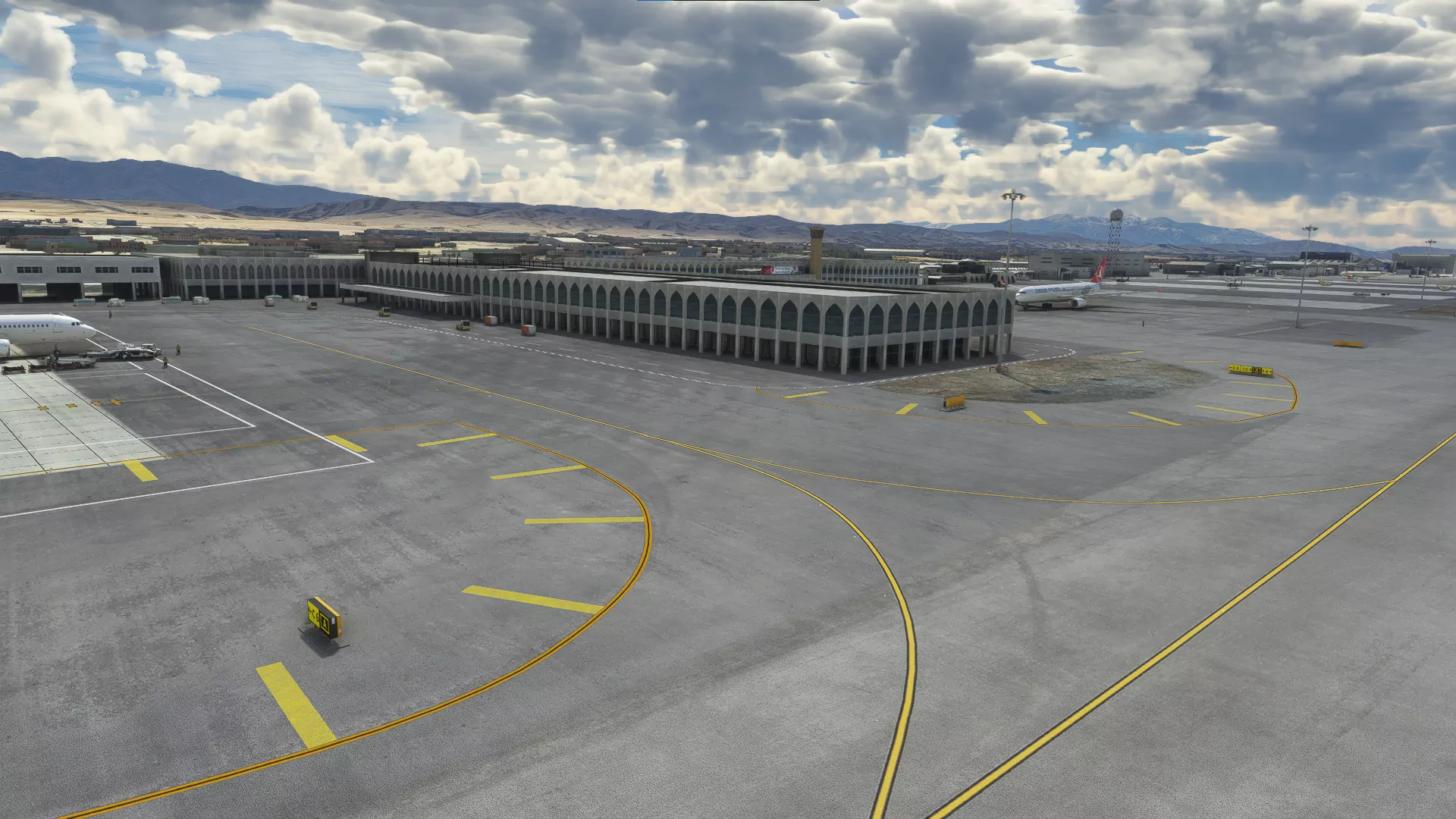 Аэропорт OOMS ( Маскат, Оман )