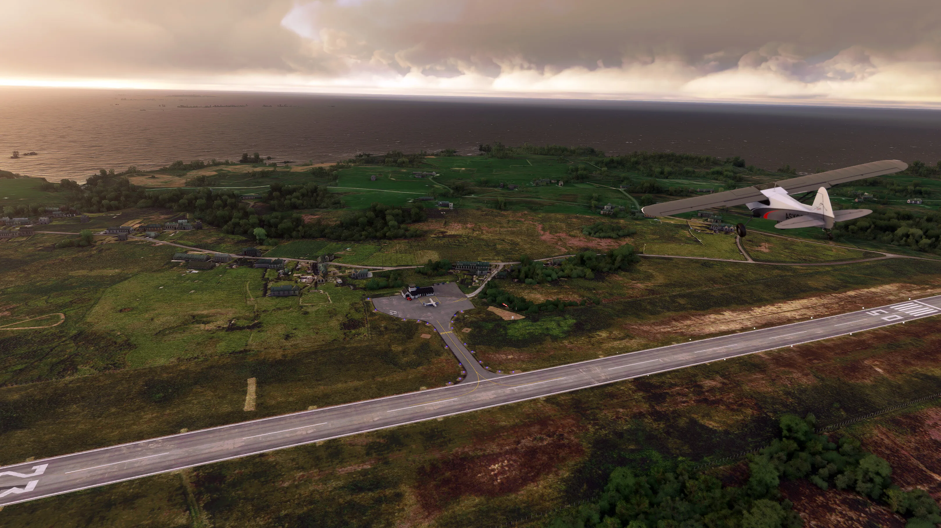 Аэропорт LFEC ( Ушант, Франция )