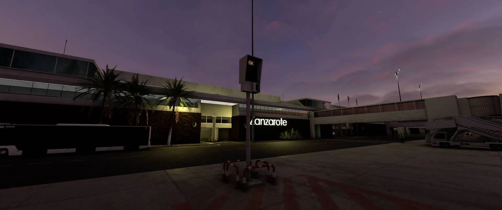 Аэропорт GCRR ( Лансароте, Испания )