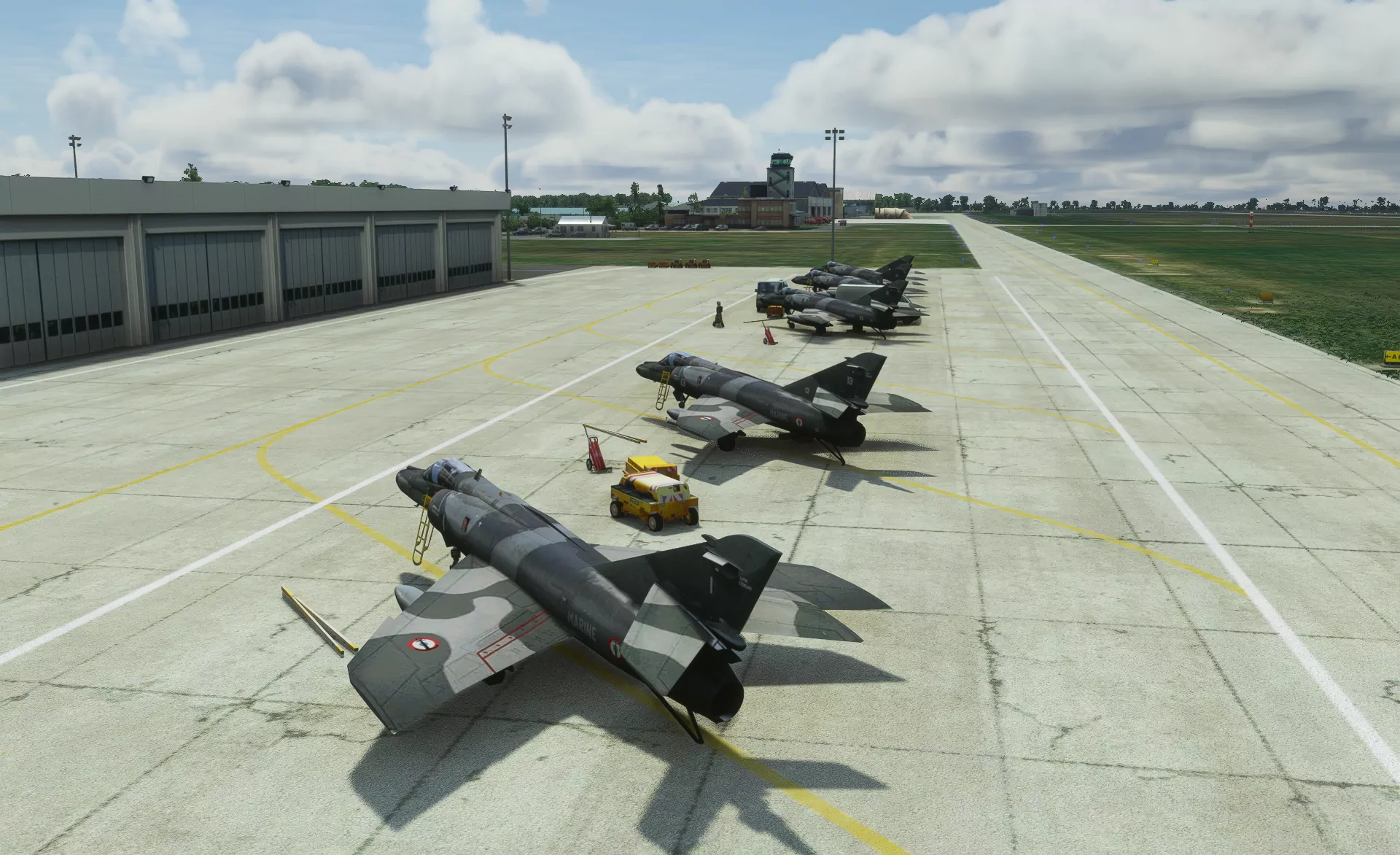 Авиабаза LFRJ ( Сен-Серве, Франция )