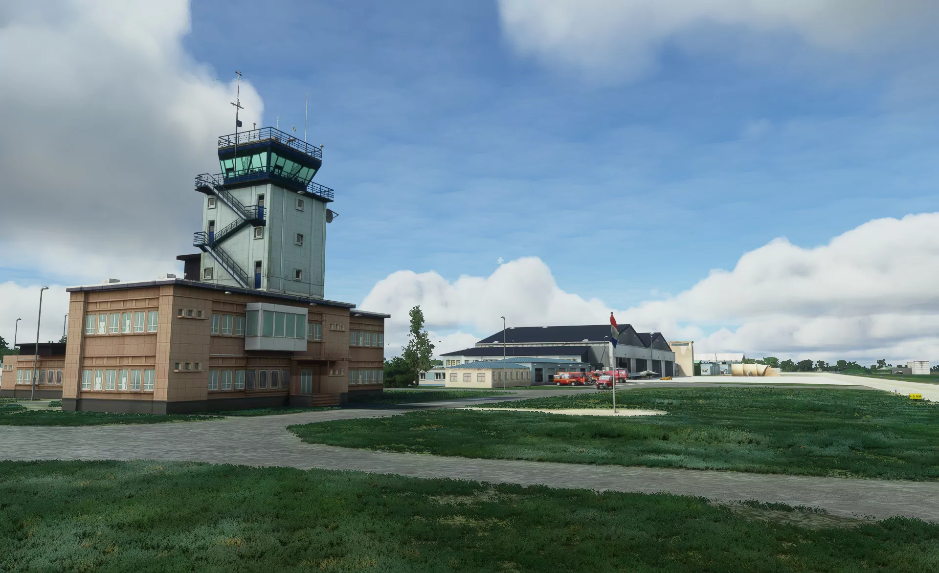 Авиабаза LFRJ ( Сен-Серве, Франция )