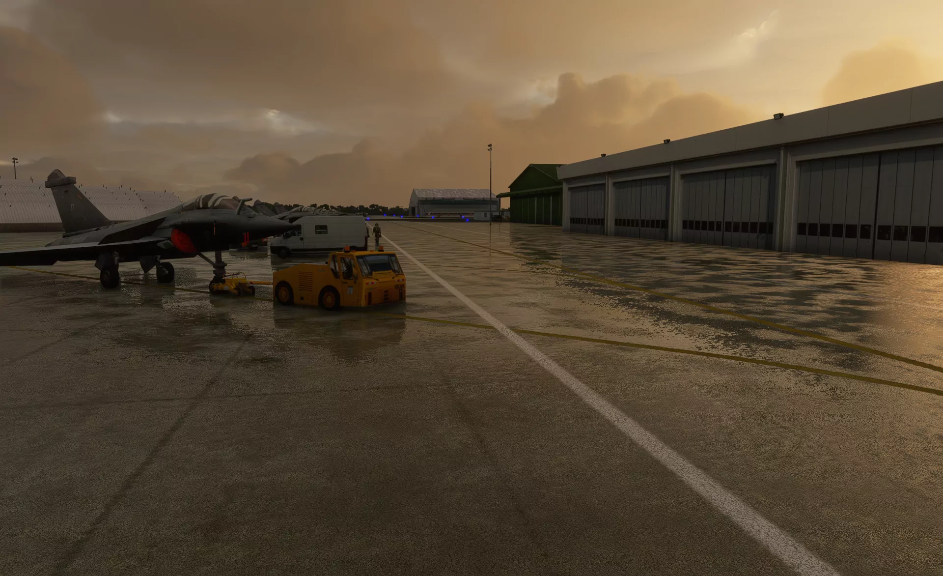 Авиабаза LFRJ ( Сен-Серве, Франция )