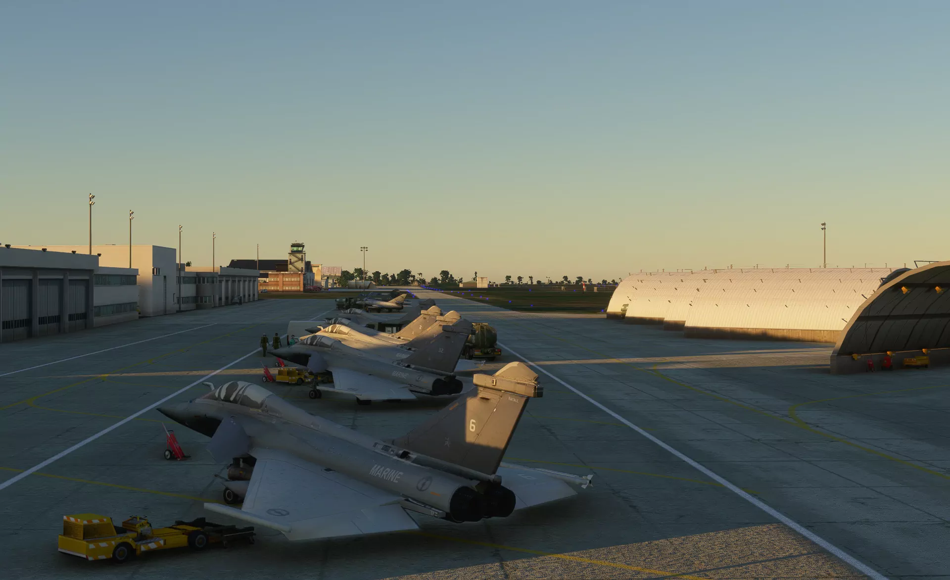 Авиабаза LFRJ ( Сен-Серве, Франция )