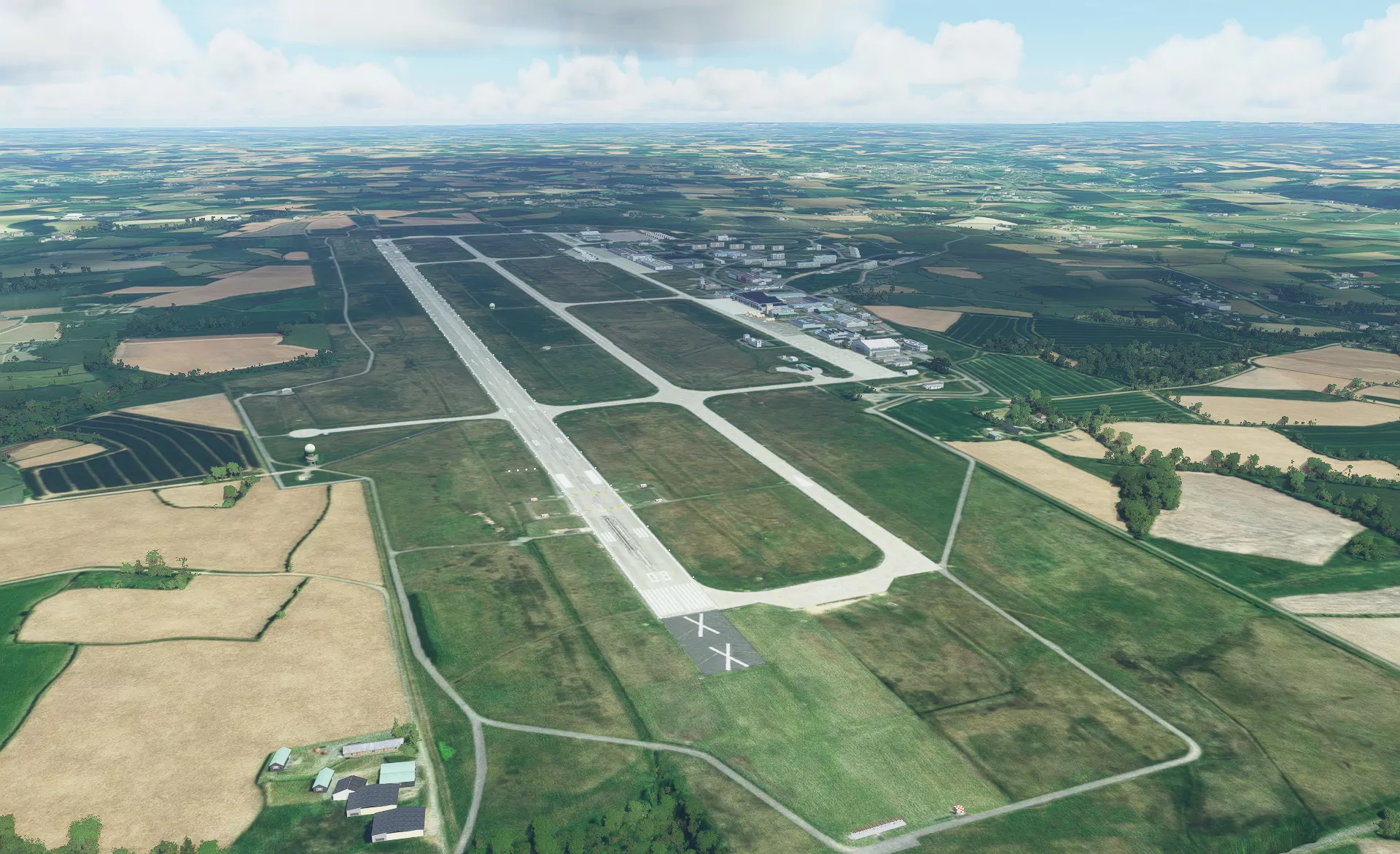 Авиабаза LFRJ ( Сен-Серве, Франция )