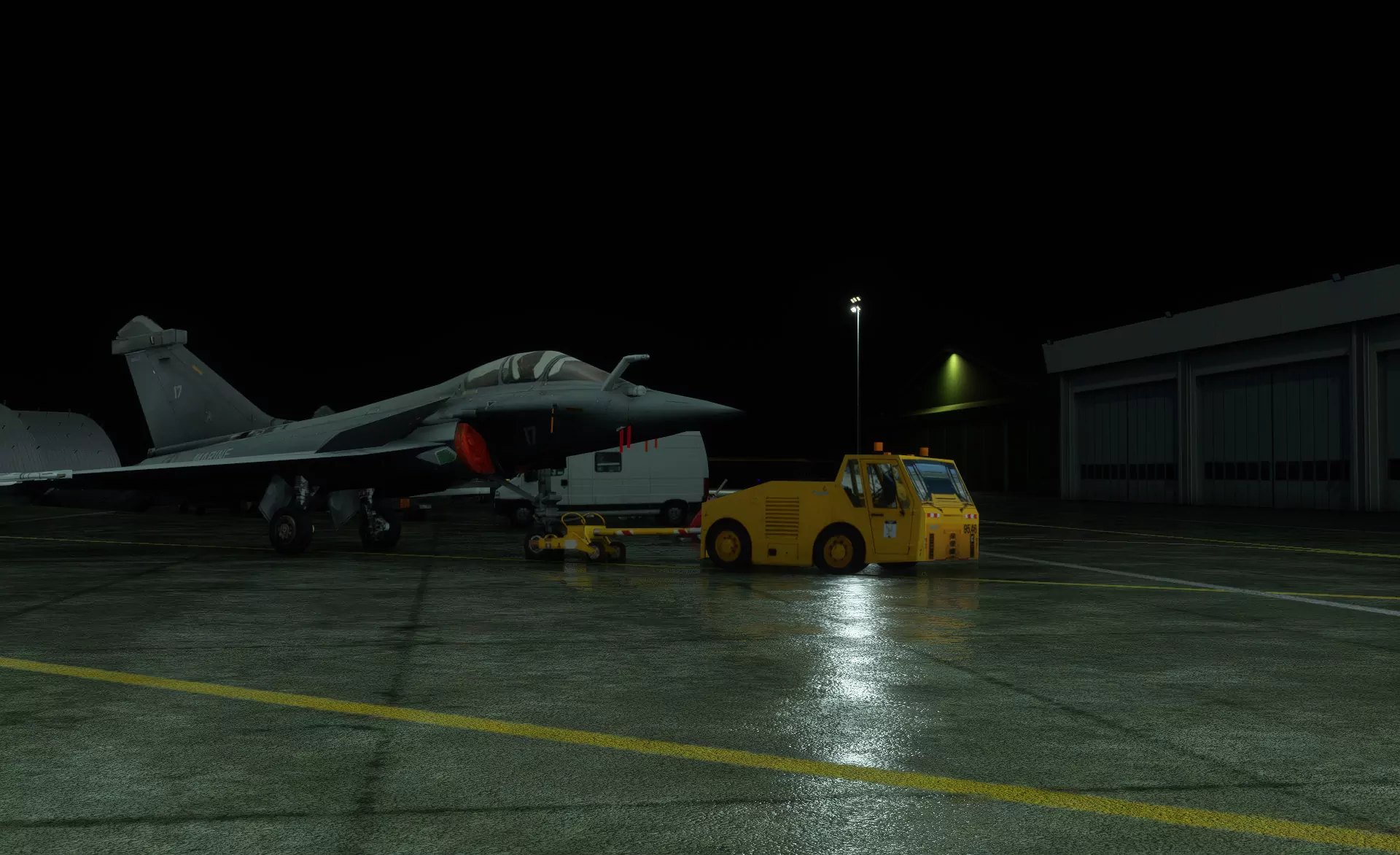 Авиабаза LFRJ ( Сен-Серве, Франция )