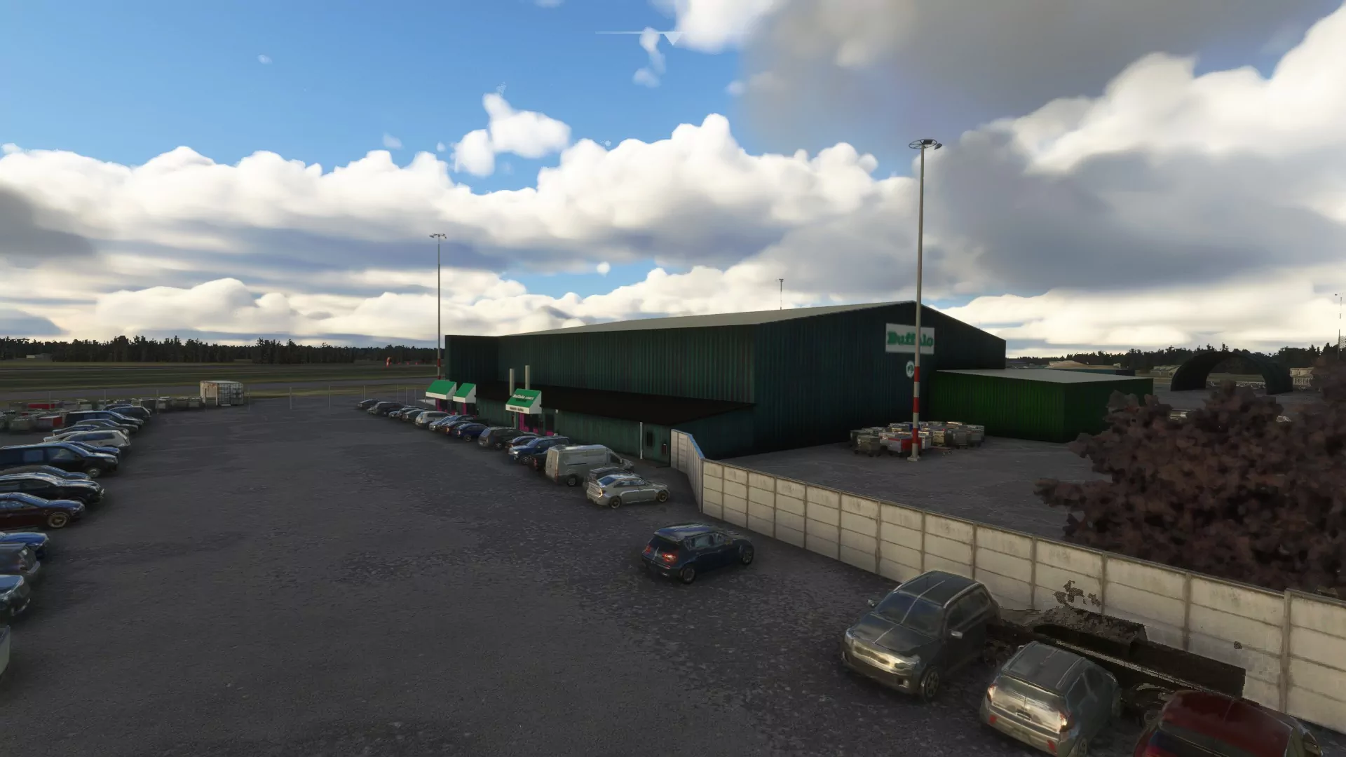 Аэропорт CYZF ( Йеллоунайф, Канада )