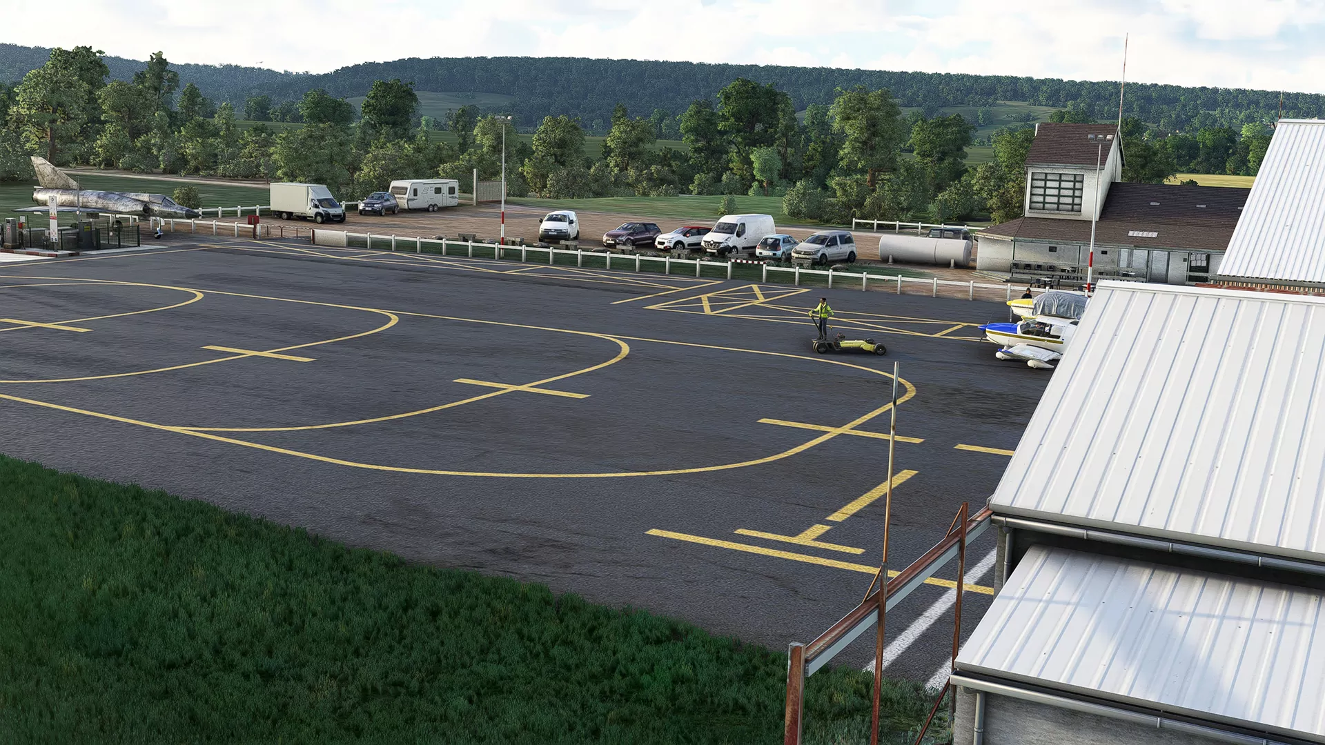 Аэродром LFGM ( Монсо-ле-Мин, Франция )